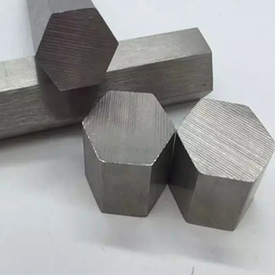 Perfil de calibre 304 de estiramiento en frío / aleación de estiramiento en frío longitud personalizada acabado brillante laminado en caliente