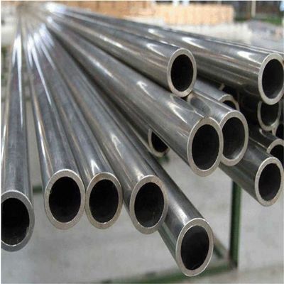Tuberías de acero inoxidable altamente reflectantes, norma ASTM serie 300 - grados 317L-316Ti, pulidas interior y exteriormente para un brillo intenso